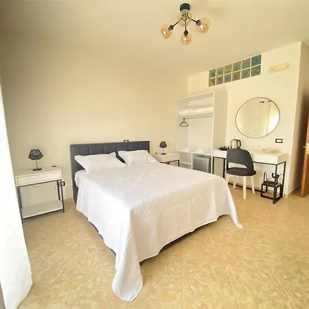 Apartamento The White Corner