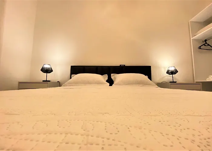 The White Corner 公寓 *